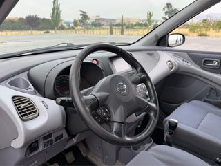 Nissan Almera 2005