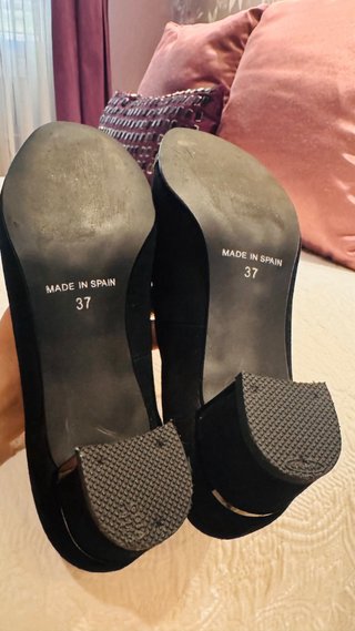 Tacones Pitillos charol negros/morados T.37