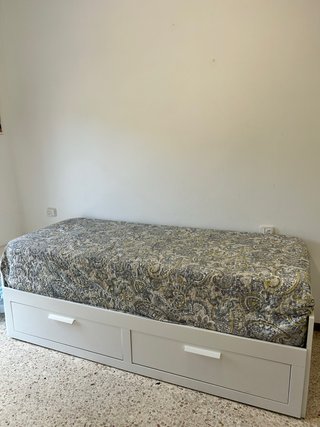 Cama doble Brimnes Ikea con cajones