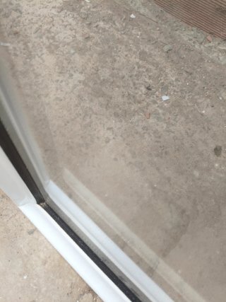 Puerta de cristal sin marco