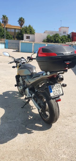 Honda hornet CB600F 95cv Naked Moto