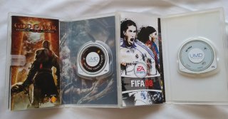 Sony PSP 2004 Slim + God of War + FIFA 08.