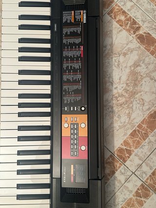 Teclado Yamaha psr FS1