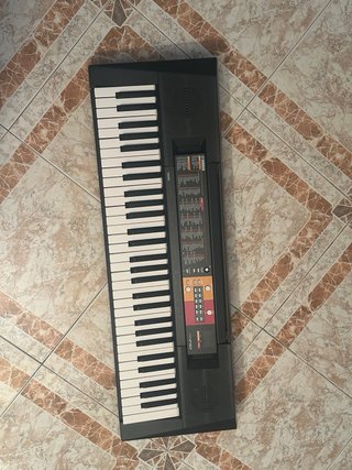 Teclado Yamaha psr FS1