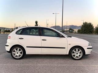 SEAT Ibiza 2004