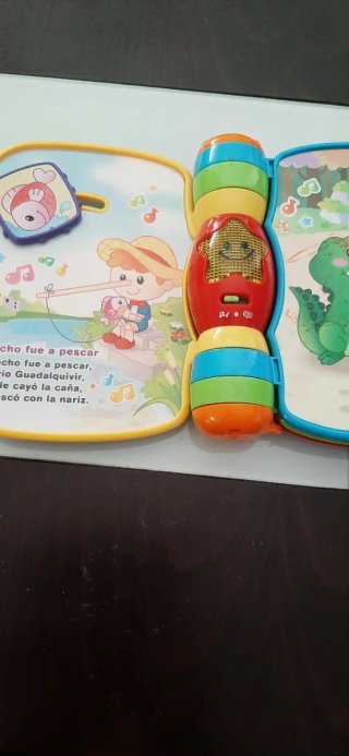 Libro musical Primeras canciones. Vtech