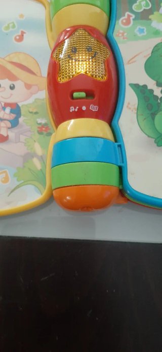Libro musical Primeras canciones. Vtech