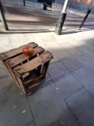 Caja antigua de madera rústica
