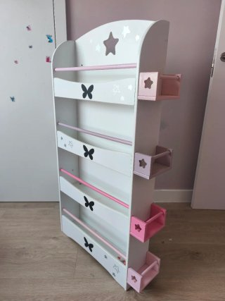 Estantería infantil estrellas y mariposas