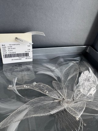 Tocado Novia Pronovias Flores y Plumas