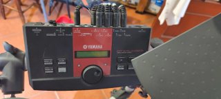 Bateria Eletrônica Yamaha DTXplorer