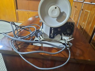 Máquina de coser Singer 801Z2