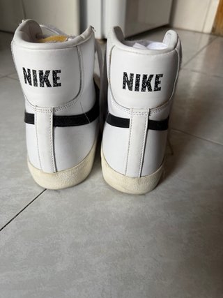 Nike Blazer Mid '77 Blancas Talla 42.5