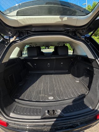 Land Rover Discovery Sport 2023