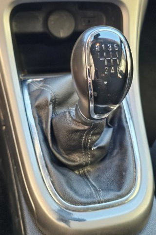 Opel Astra 2011
