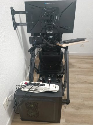 Simulador Fanatec SimRacing (PC INCLUIDO)