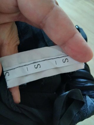 Sottoveste in raso nera con pizzo