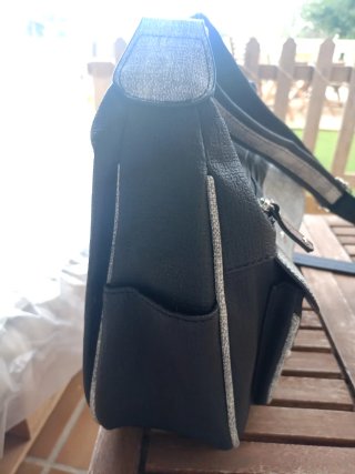 Bolso negro y gris