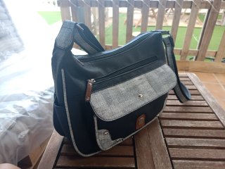 Bolso negro y gris
