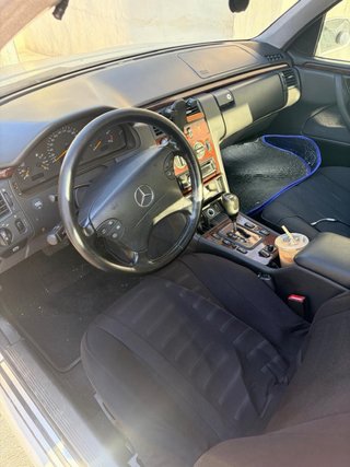 Mercedes-Benz Clase E 2001