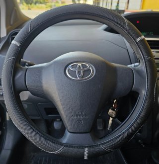 Toyota Yaris 2011