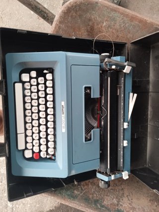 Olivetti Studio 46 Máquina de Escribir Azul