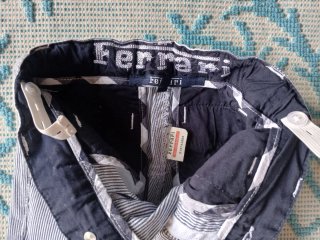 Pantaloni eleganti a righe Ferrari