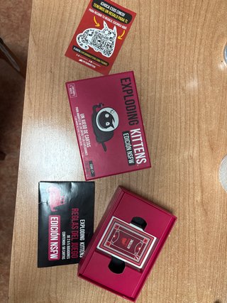Exploding Kittens Edición NSFW Juego Cartas