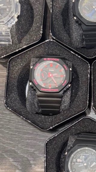 G-Shock GA2100 Negro/Rojo