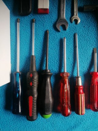 Pack herramientas y tornillería