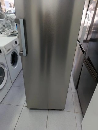 Congelador Vertical nueva con tara con garantía