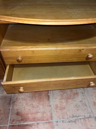 Mueble de salón madera con vitrinas