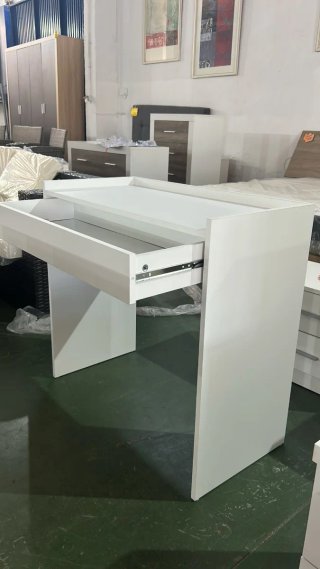 Escritorio moderno madera y blanco precio 40€