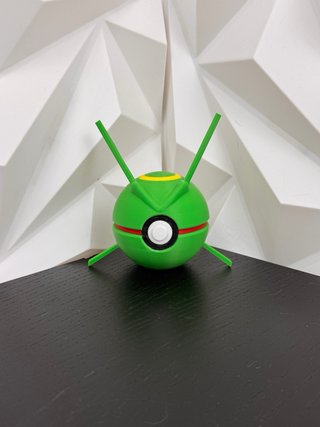 Figuras Rayquaza, Groudon, Kyogre + expositor
