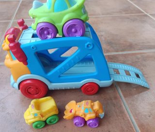 Playskool Camión Transportador + 3 Coches