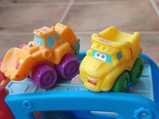 Playskool Camión Transportador + 3 Coches