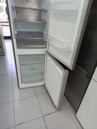 Nevera LG ThinQ combi con garantía