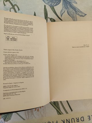 Cincuenta Sombras Más Oscuras - E. L. James