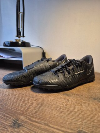 Nike Phantom GT2 Club TF Negro