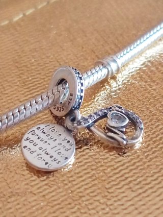 Charm colgante olgante Mamá Infinito