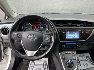 Toyota Auris Hybrid 2015 *ETIQUETA ECO🔵🟢*