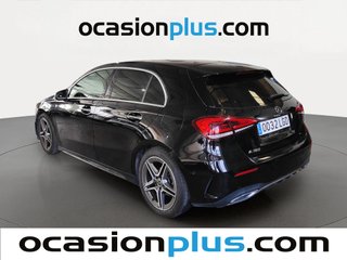 Mercedes-Benz Clase A 180 100 kW (136 CV)