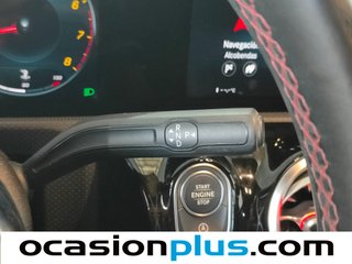 Mercedes-Benz Clase A 180 100 kW (136 CV)