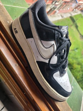 Nike Air Force 1 Zapatillas Negras y Blancas