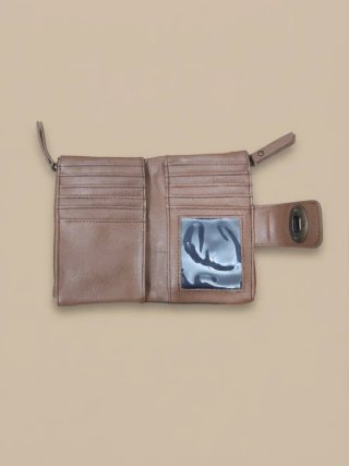 Cartera con tarjetero y monedero