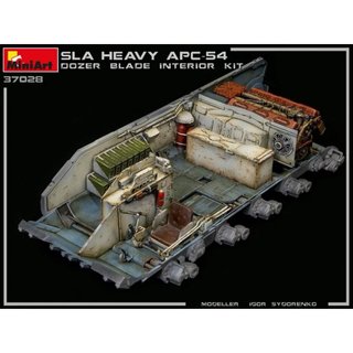 Maqueta SLA APC tanque T-54 con hoja topadora