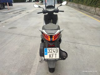 Piaggio Medley 125.