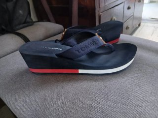 Sandalias cuña Tommy Hilfiger Talla 38