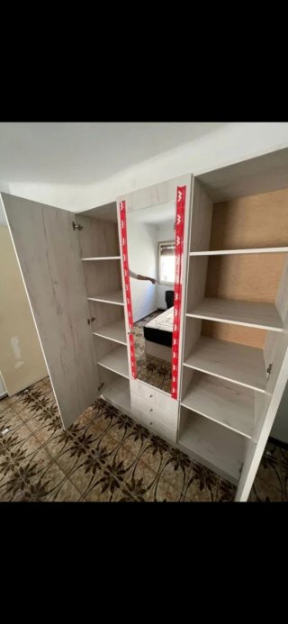 Armário 245€ nuevo