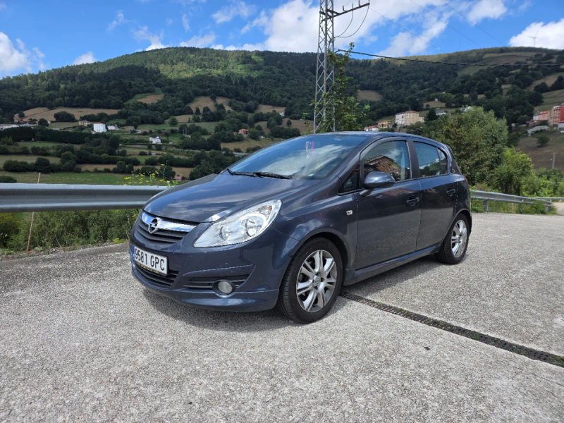 Opel Corsa 2009 - foto 1